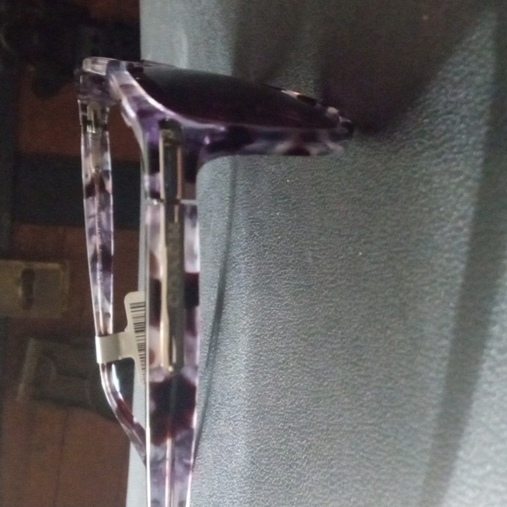 Sunglasses - Picture 2 of 4